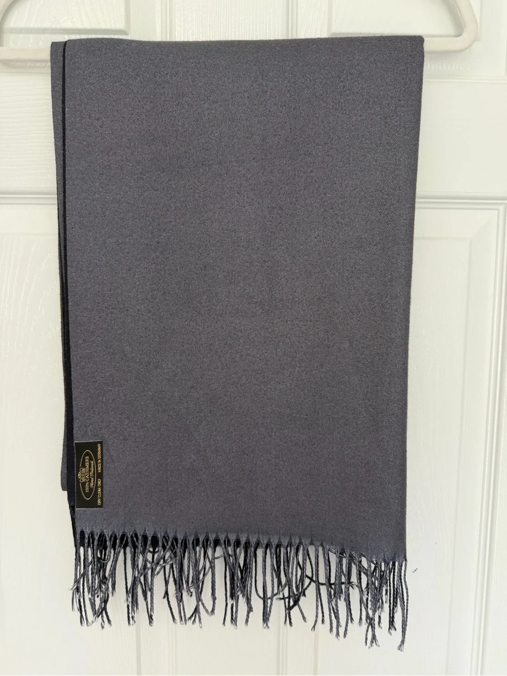 100% Cashmere Scarf Gray Black Hand Tailored Made in Germany
